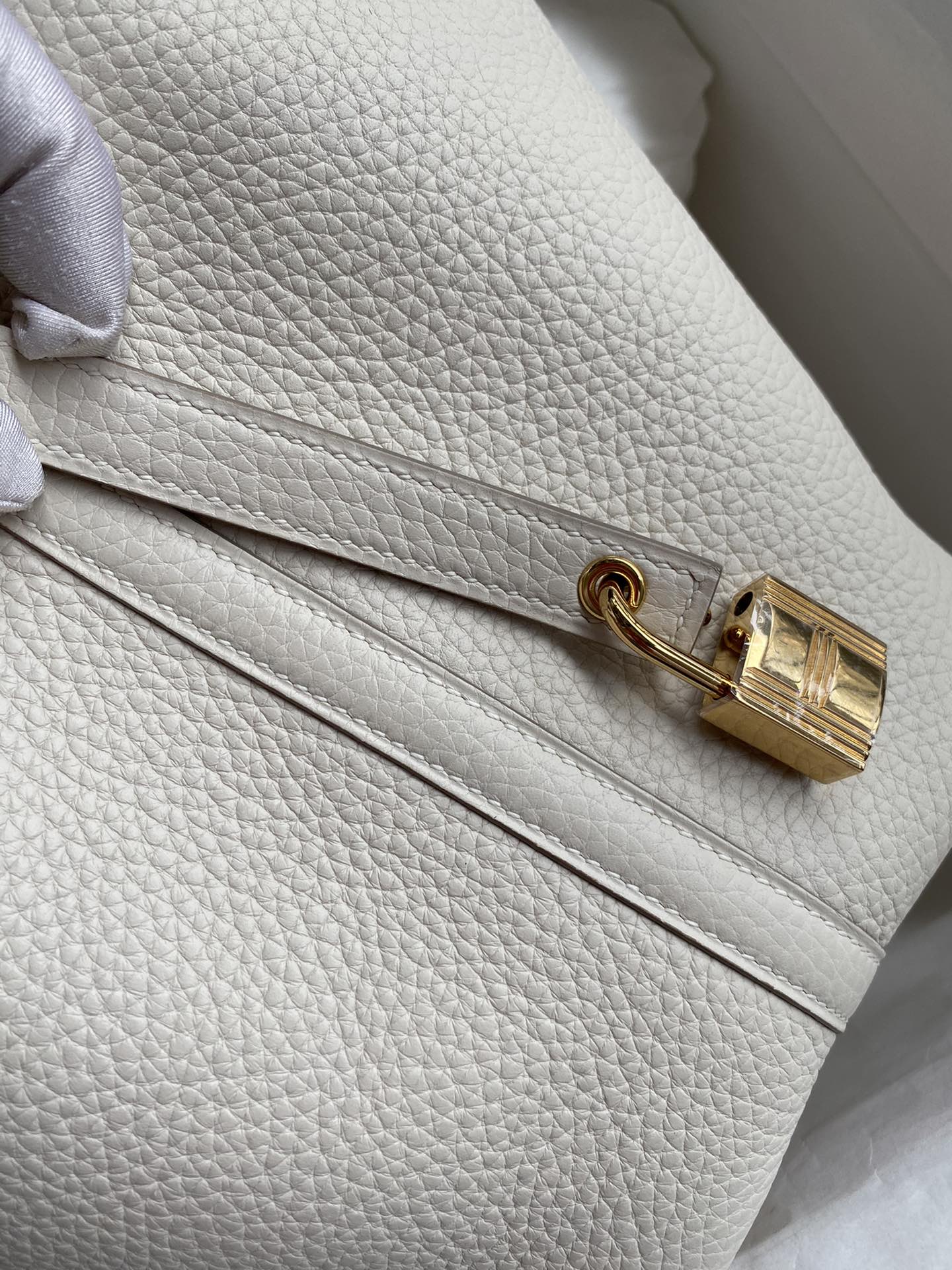 Hermes Picotin Lock 18 Bag In Cream White Clemence Leather